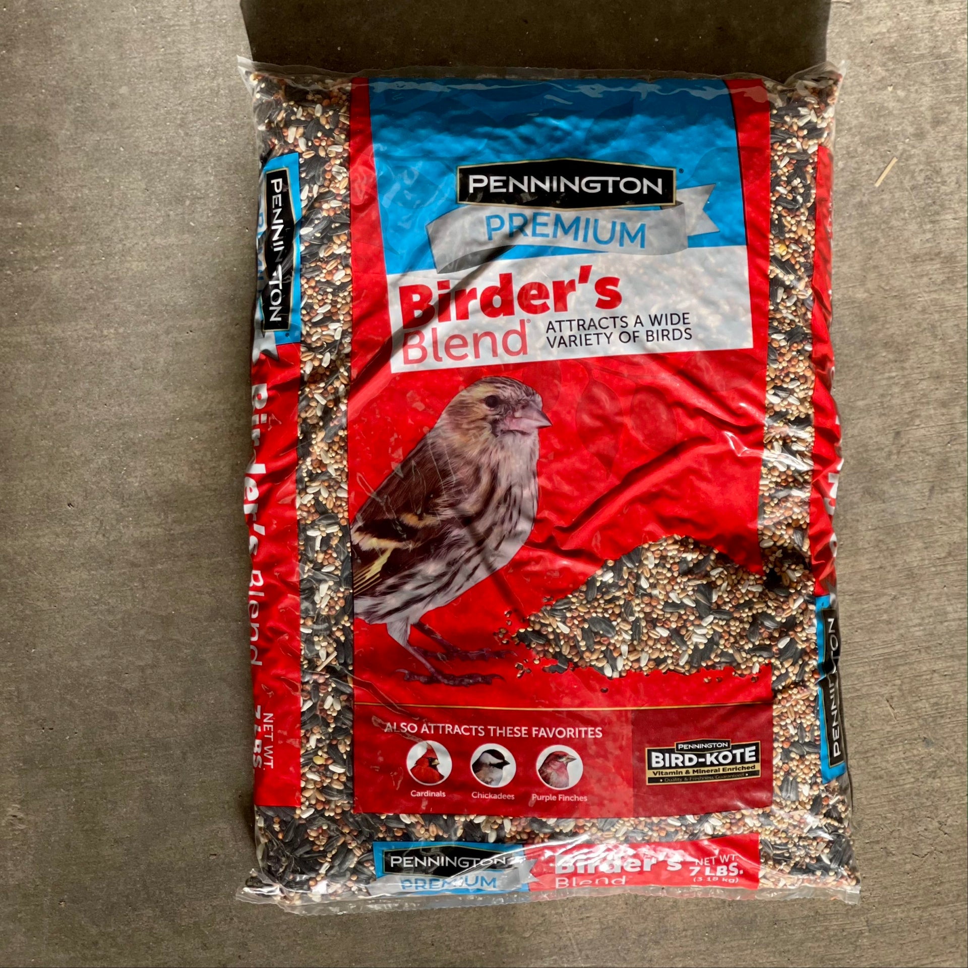 What Type of Bird Seed Attracts Songbirds But Not Sparrows: Expert Tips