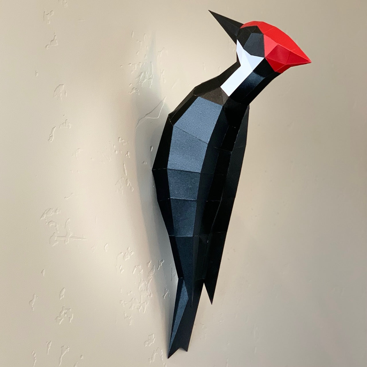 Pileated Woodpecker 3D Paper Craft Model